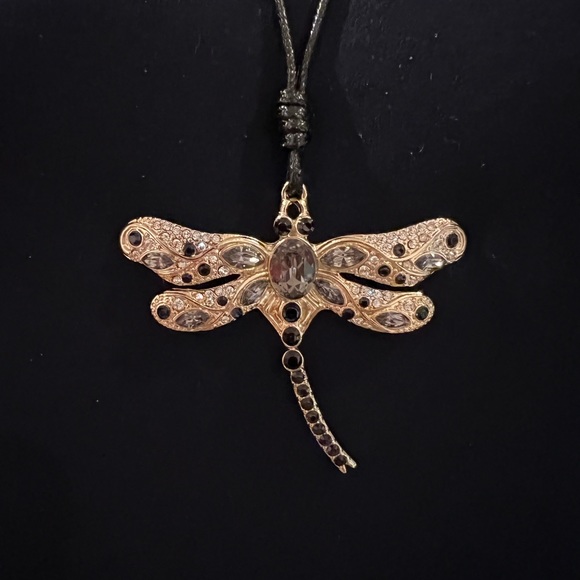 Dragon fly necklace - Picture 2 of 2